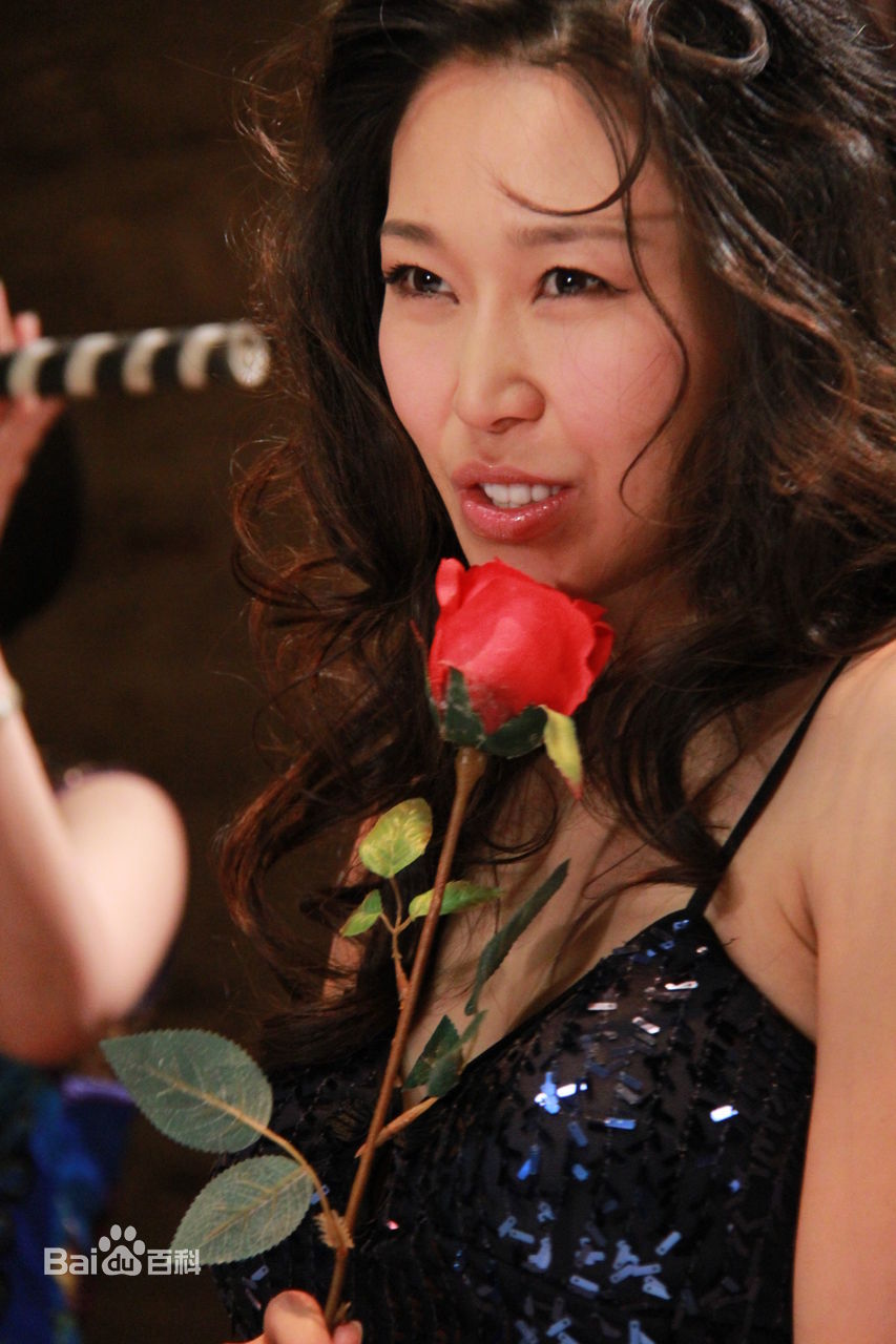 余思潞(Josephine)思潞作品发布幕后收藏阁图册