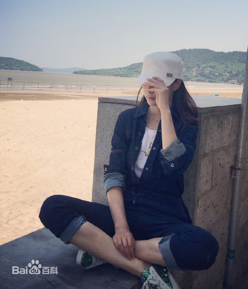 沈梦辰(Shen Mengchen)旅行照性感图片壁纸