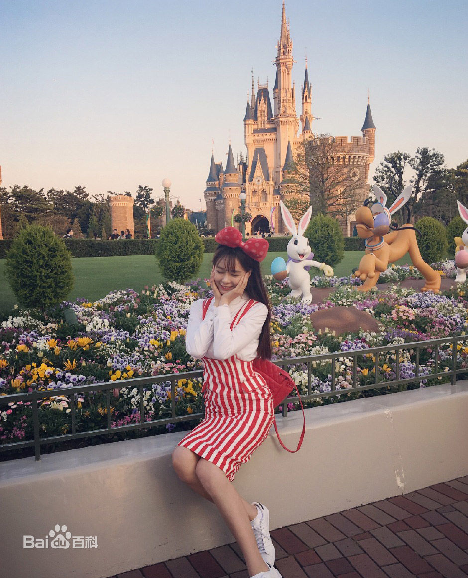 沈梦辰(Shen Mengchen)旅行照性感图片壁纸