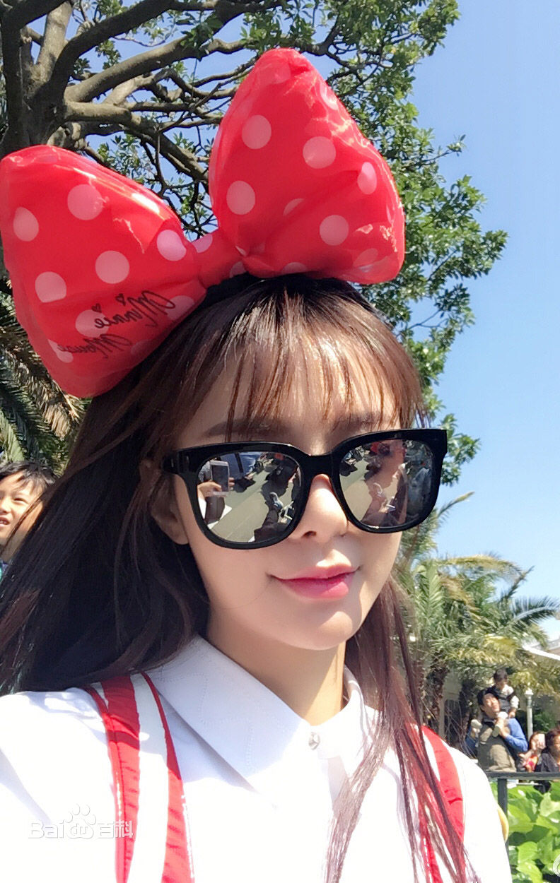 沈梦辰(Shen Mengchen)旅行照性感图片壁纸