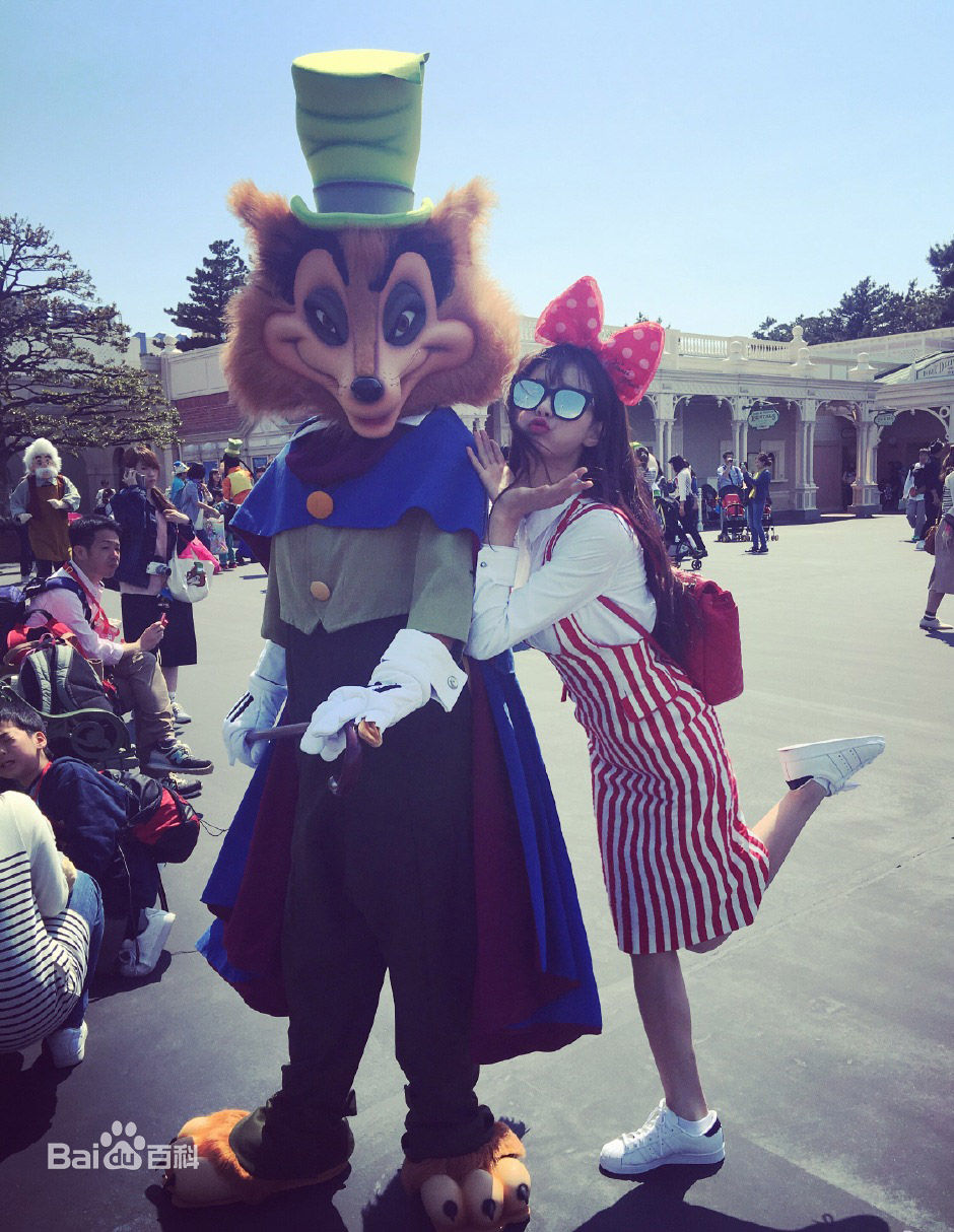 沈梦辰(Shen Mengchen)旅行照性感图片壁纸