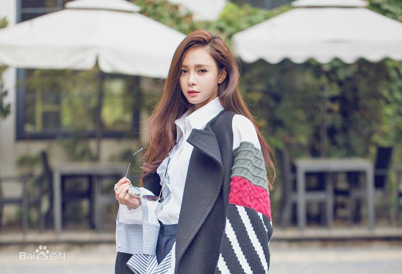 沈梦辰(Shen Mengchen)最新冬日系列壁纸