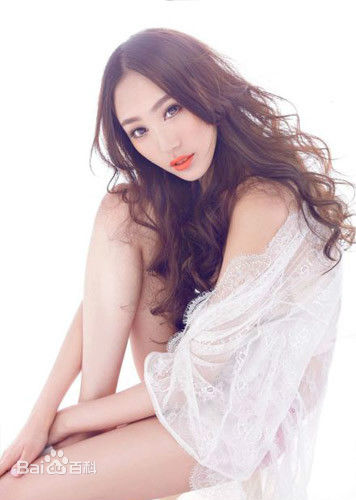 吕晶(Candice)完美演绎“冬之女神”图册