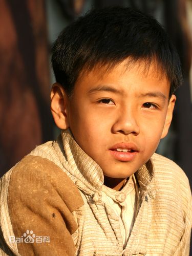 小叮咚演员素颜照相册