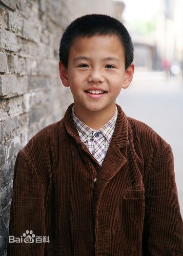 小叮咚演员素颜照相册