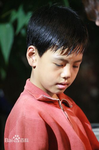 小叮咚演员素颜照相册