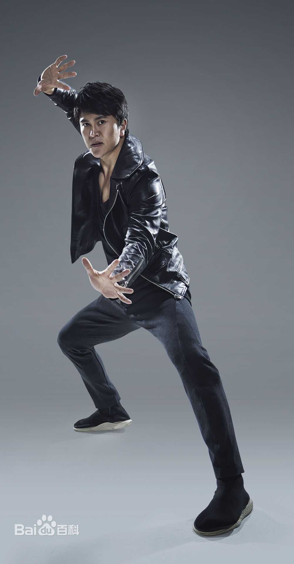 高清谷尚蔚图片