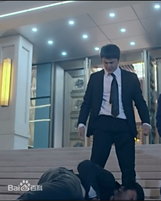 高清谷尚蔚在《女总裁的王牌高手》饰叶萧中的图册