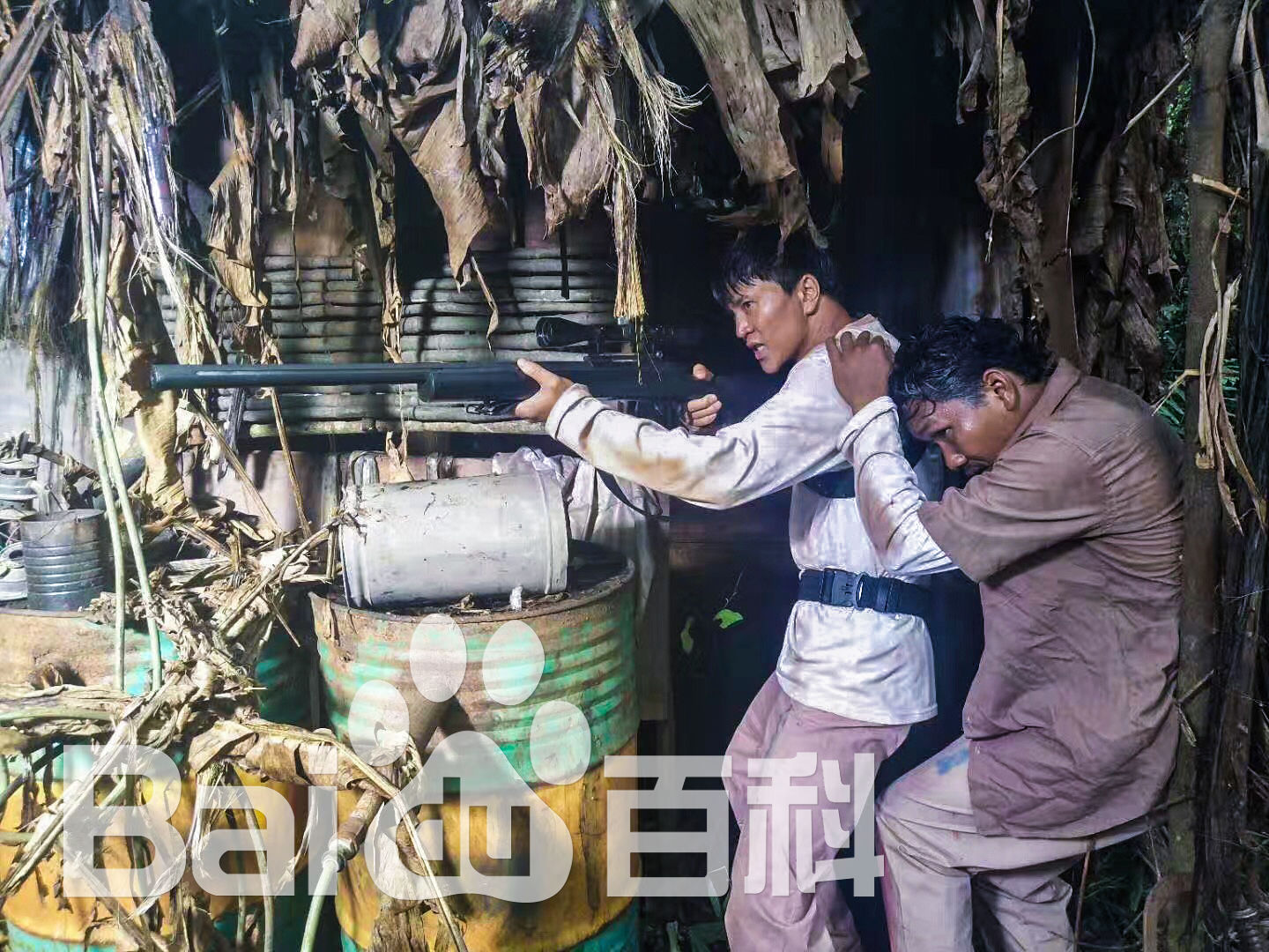 最新谷尚蔚在《牺牲者》饰中国警察中的壁纸