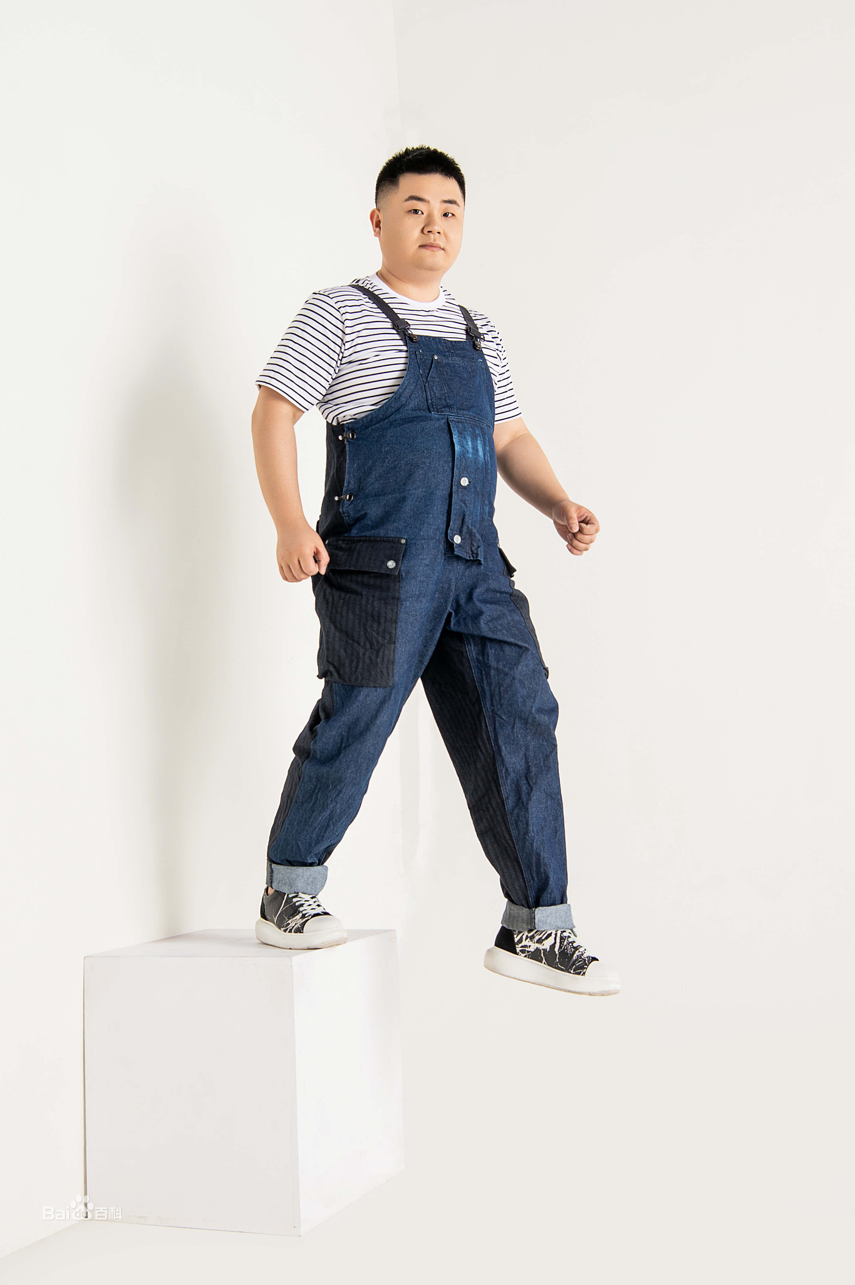 柏智杰高清图册