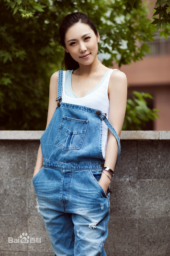 最优质梁诗冉素颜照