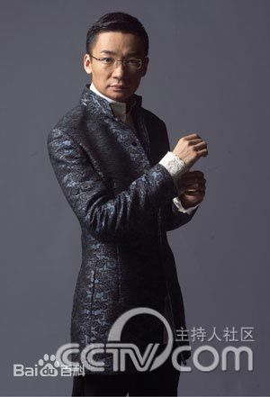 高博主持人生活照