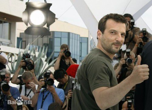 马修·卡索维茨(Mathieu Kassovitz)马修首映式图片壁纸壁纸