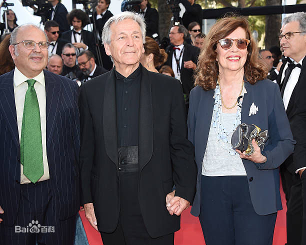 科斯塔·加夫拉斯(Costa-Gavras)个人生活照前后照片