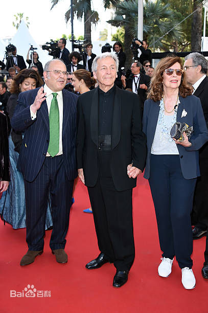 科斯塔·加夫拉斯(Costa-Gavras)个人生活照前后照片