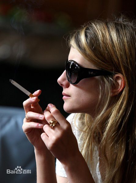 梅拉尼·罗兰(Mélanie Laurent)人物照片性感图片壁纸