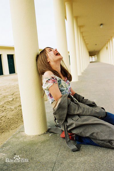 梅拉尼·罗兰(Mélanie Laurent)人物照片性感图片壁纸