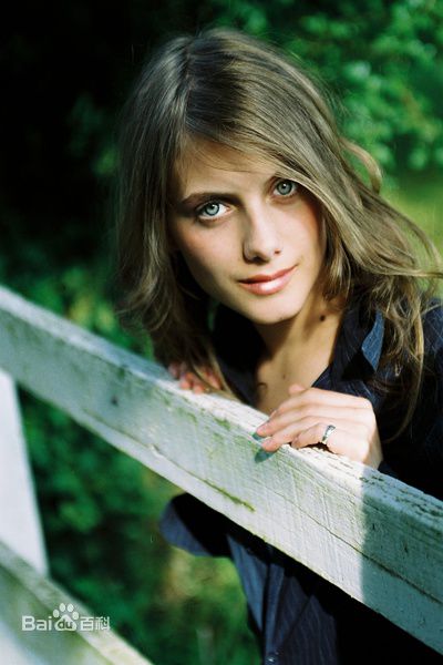 梅拉尼·罗兰(Mélanie Laurent)人物照片性感图片壁纸