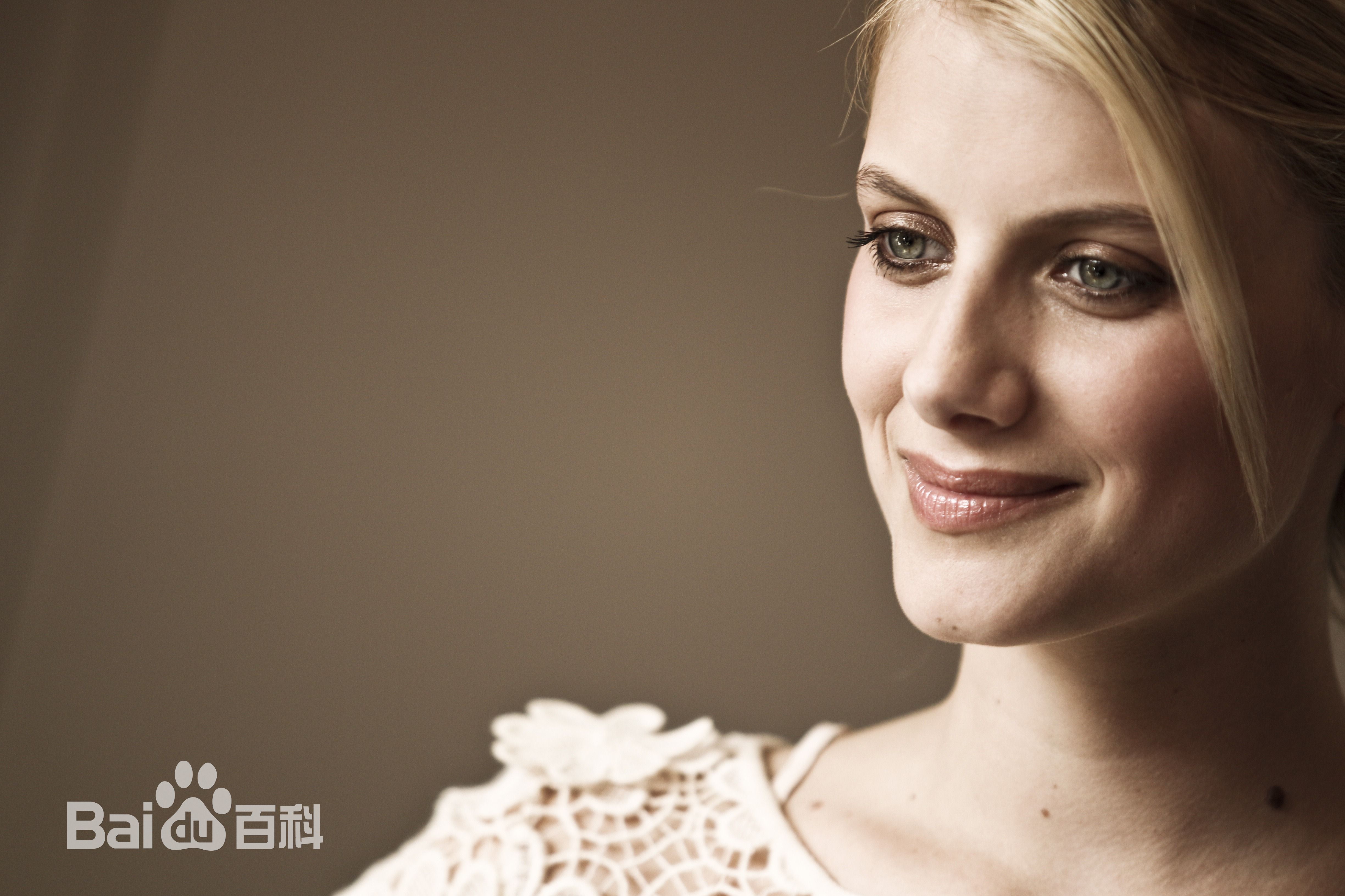 高清梅拉尼·罗兰(Mélanie Laurent)精彩图册