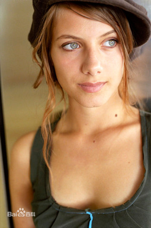 精选梅拉尼·罗兰(Mélanie Laurent)精彩图册