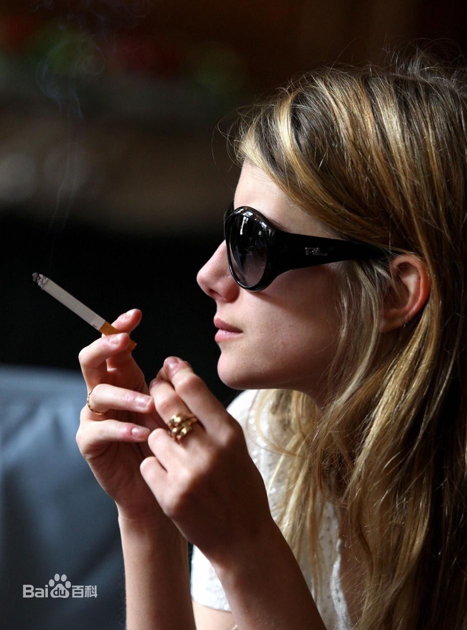 精选梅拉尼·罗兰(Mélanie Laurent)精彩图册