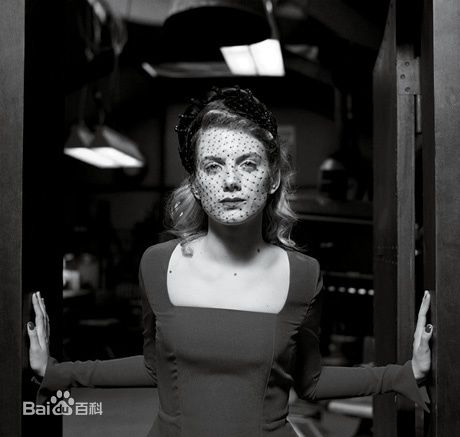 精选梅拉尼·罗兰(Mélanie Laurent)精彩图册