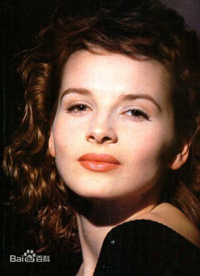 最优质朱丽叶·比诺什生活照