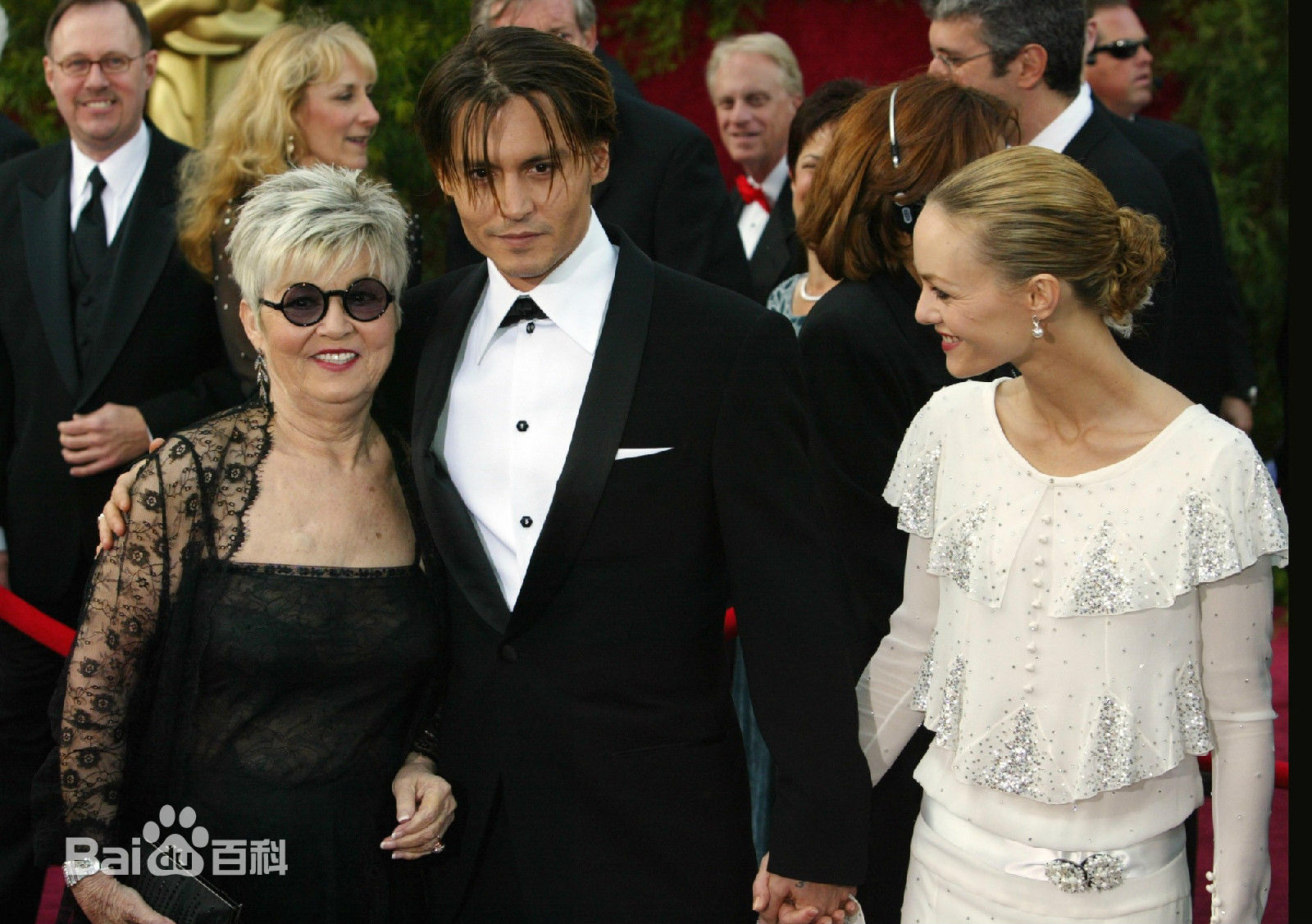 凡妮莎·帕拉迪斯(Vanessa Paradis)约翰尼和凡妮莎生活照