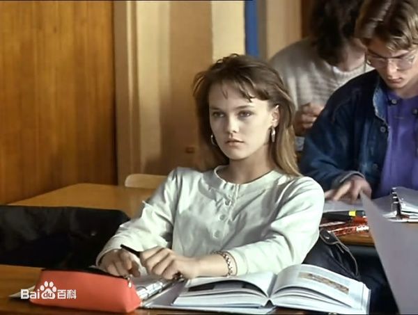 凡妮莎·帕拉迪斯(Vanessa Paradis)凡妮莎·帕拉迪丝 电影剧照
