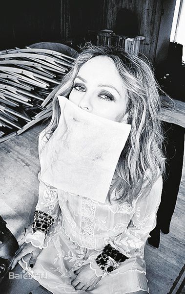凡妮莎·帕拉迪斯(Vanessa Paradis)最全凡妮莎·帕拉迪丝 壁纸