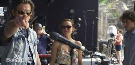 凡妮莎·帕拉迪斯(Vanessa Paradis)本杰明和凡妮莎图册