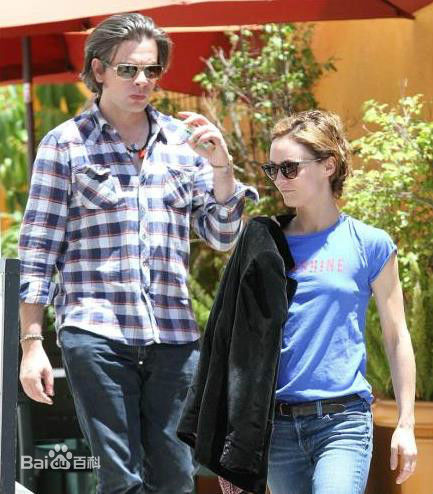 凡妮莎·帕拉迪斯(Vanessa Paradis)本杰明和凡妮莎图册