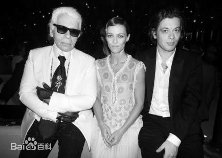 凡妮莎·帕拉迪斯(Vanessa Paradis)本杰明和凡妮莎图册