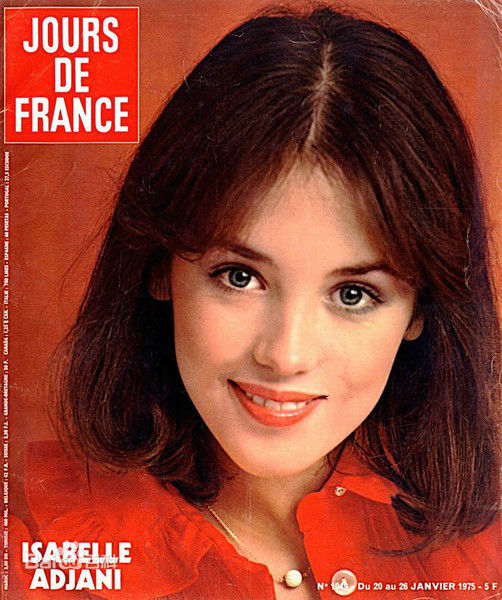 伊莎贝尔·雅斯敏·阿佳妮(Isabelle Yaine Adjani)最新杂志封面壁纸