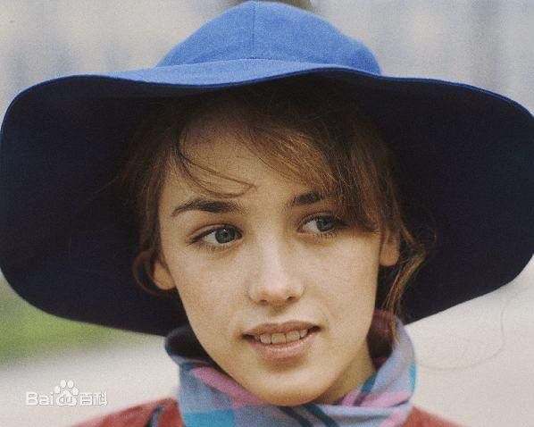 伊莎贝尔·雅斯敏·阿佳妮(Isabelle Yaine Adjani)早年