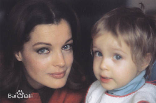 罗密·施奈德(Romy Schneider)罗密图片图集