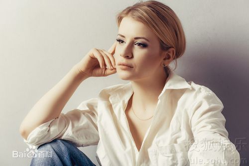 梦丽(Maria Makarenko)红毯照片图片图册