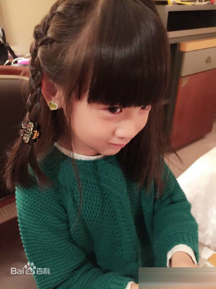 田雨橙(Cindy)可爱的森碟壁纸壁纸