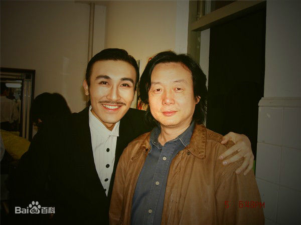 赵煊合影素颜照壁纸