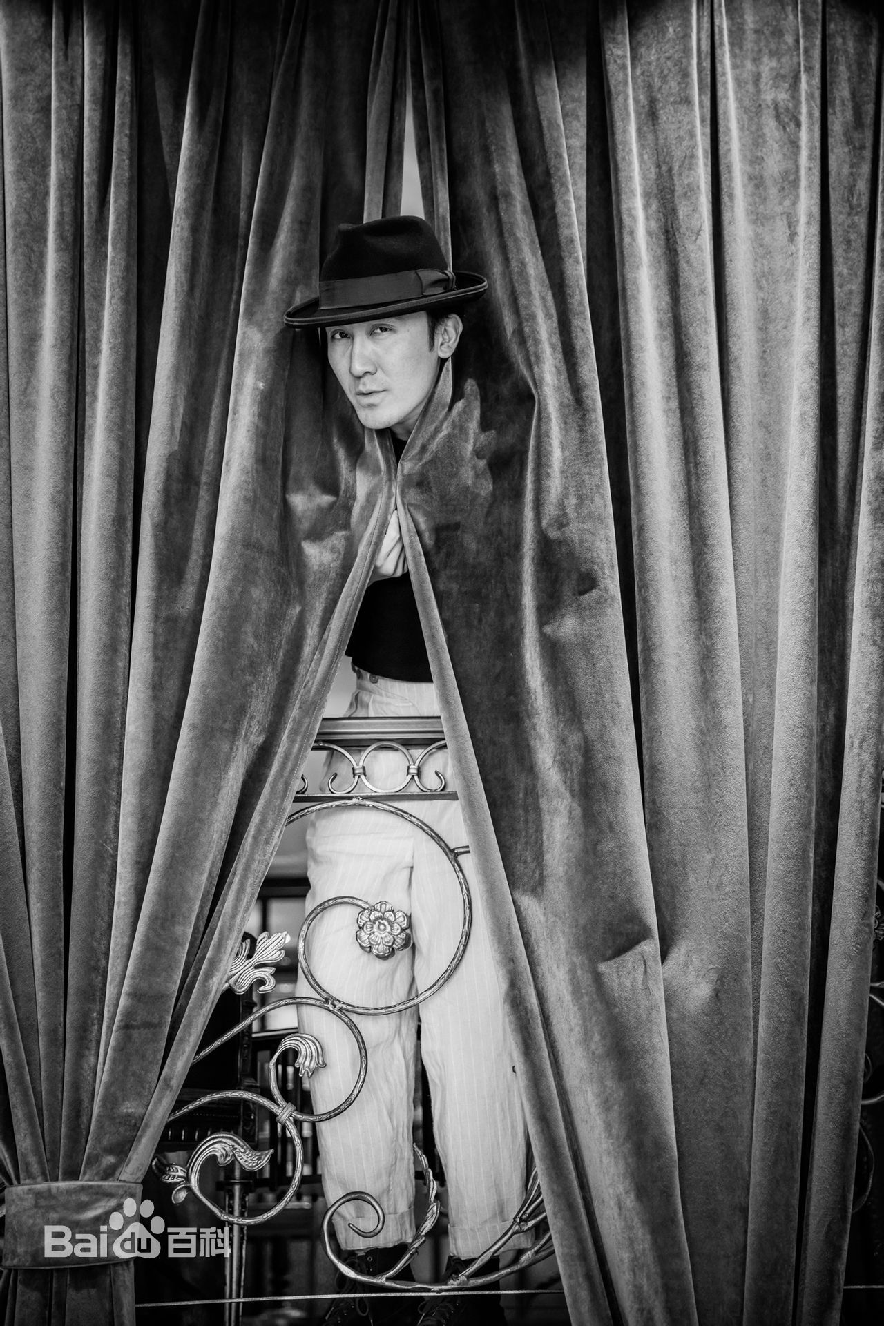 赵煊概述图册生活照