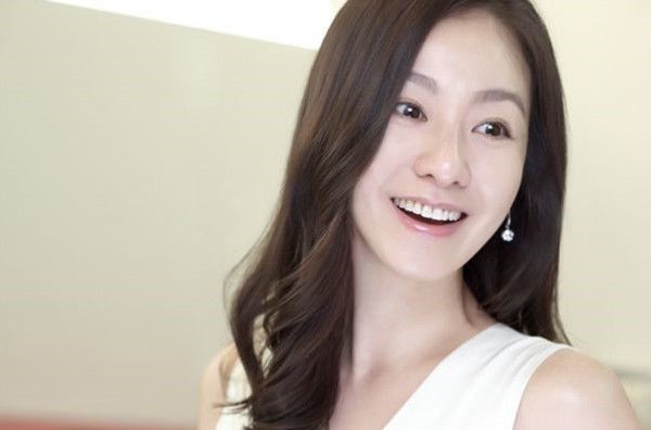 最新李美妍(/Lee Mi Yeon)壁纸