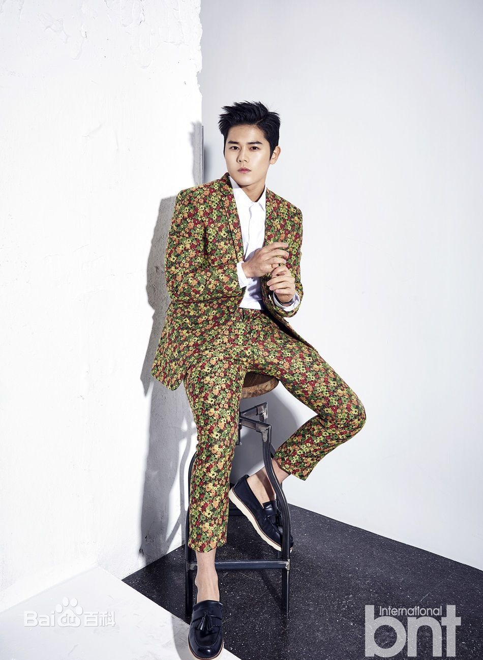 金桐俊(，Kim Dong Jun)最新壁纸