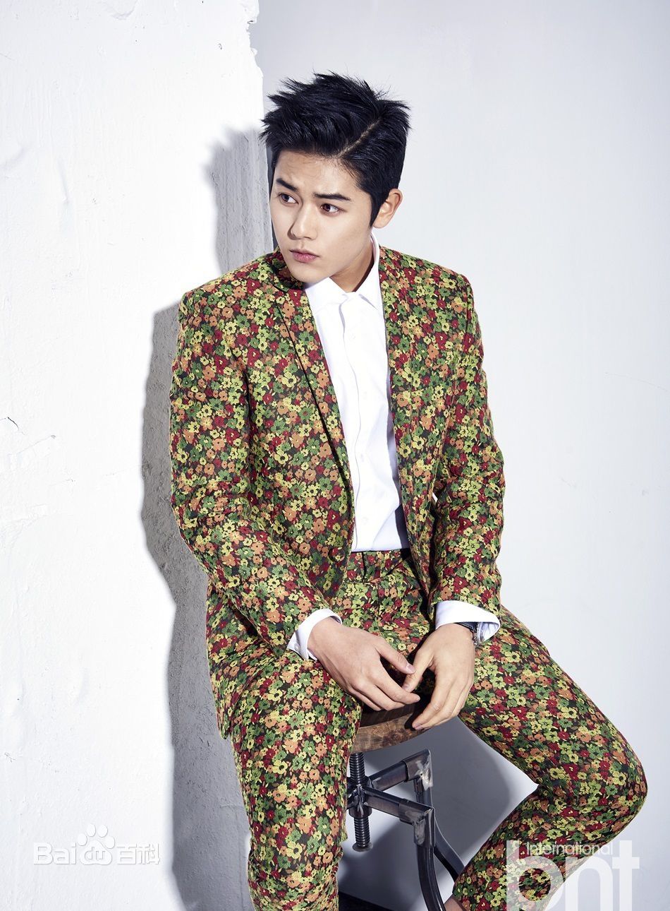 金桐俊(，Kim Dong Jun)最新壁纸