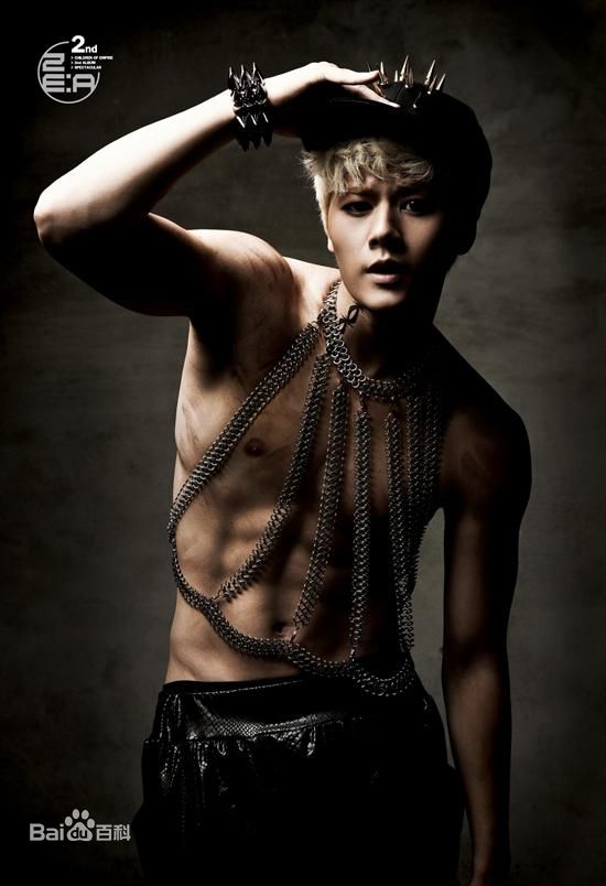 金桐俊(，Kim Dong Jun)肌肉图图片图集