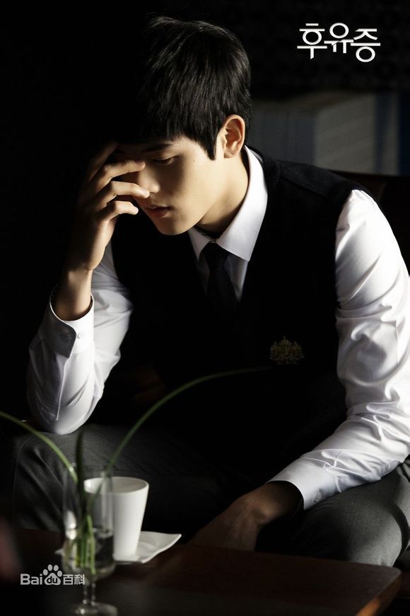 金桐俊(，Kim Dong Jun)《后遗症》剧照