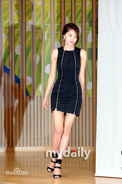 吴允儿( Oh Yoon Ah)精彩图册