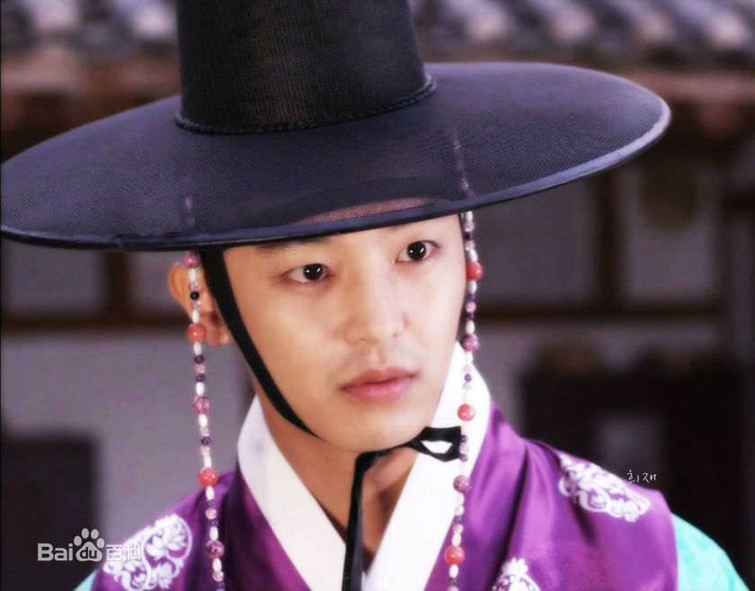 延宇振(Woo Jin Yeon 、ヨン·ウジン)阿娘使道传素颜照壁纸