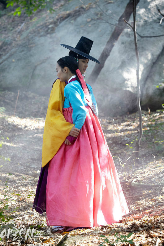 延宇振(Woo Jin Yeon 、ヨン·ウジン)阿娘使道传素颜照壁纸