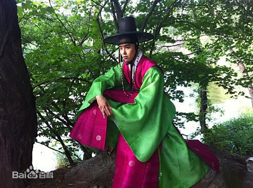 延宇振(Woo Jin Yeon 、ヨン·ウジン)阿娘使道传素颜照壁纸