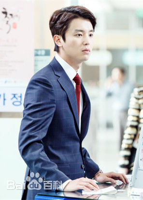 延宇振(Woo Jin Yeon 、ヨン·ウジン)离婚律师恋爱中素颜照相册